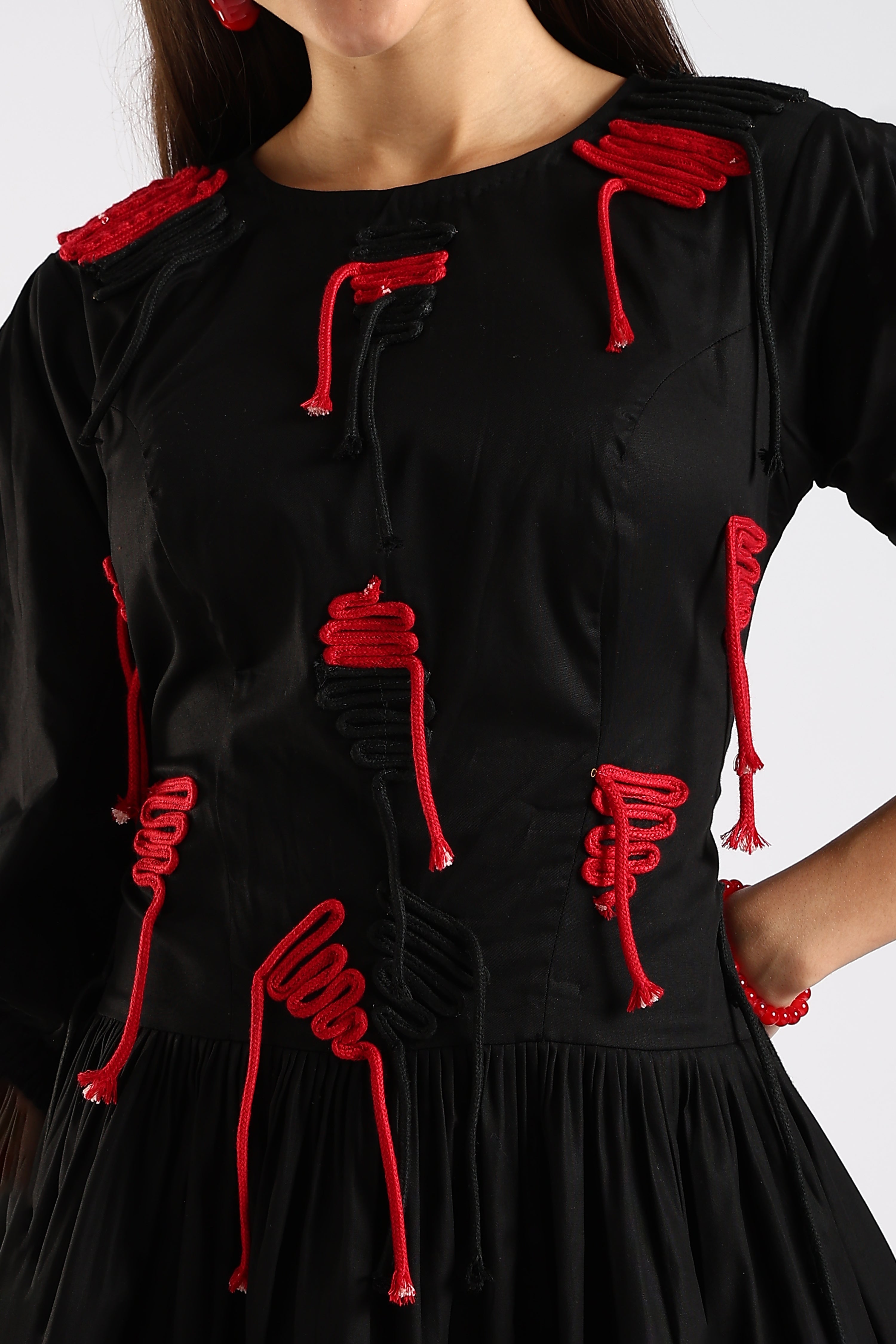 THE SCARLET LOOP DRESS