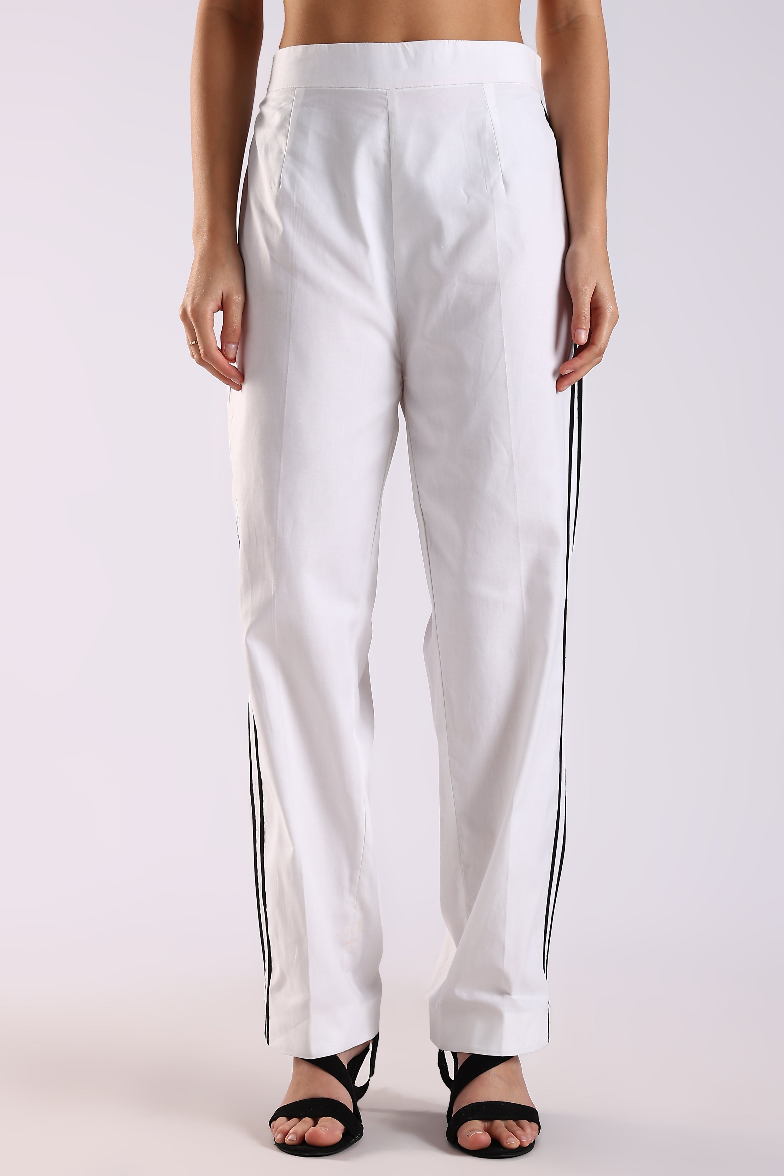 THE MONOCHROME BLOOM SET